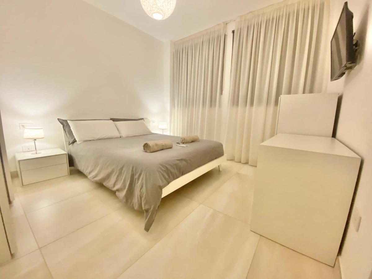 Elegance Duomo Apartment มิลาน ภายนอก รูปภาพ