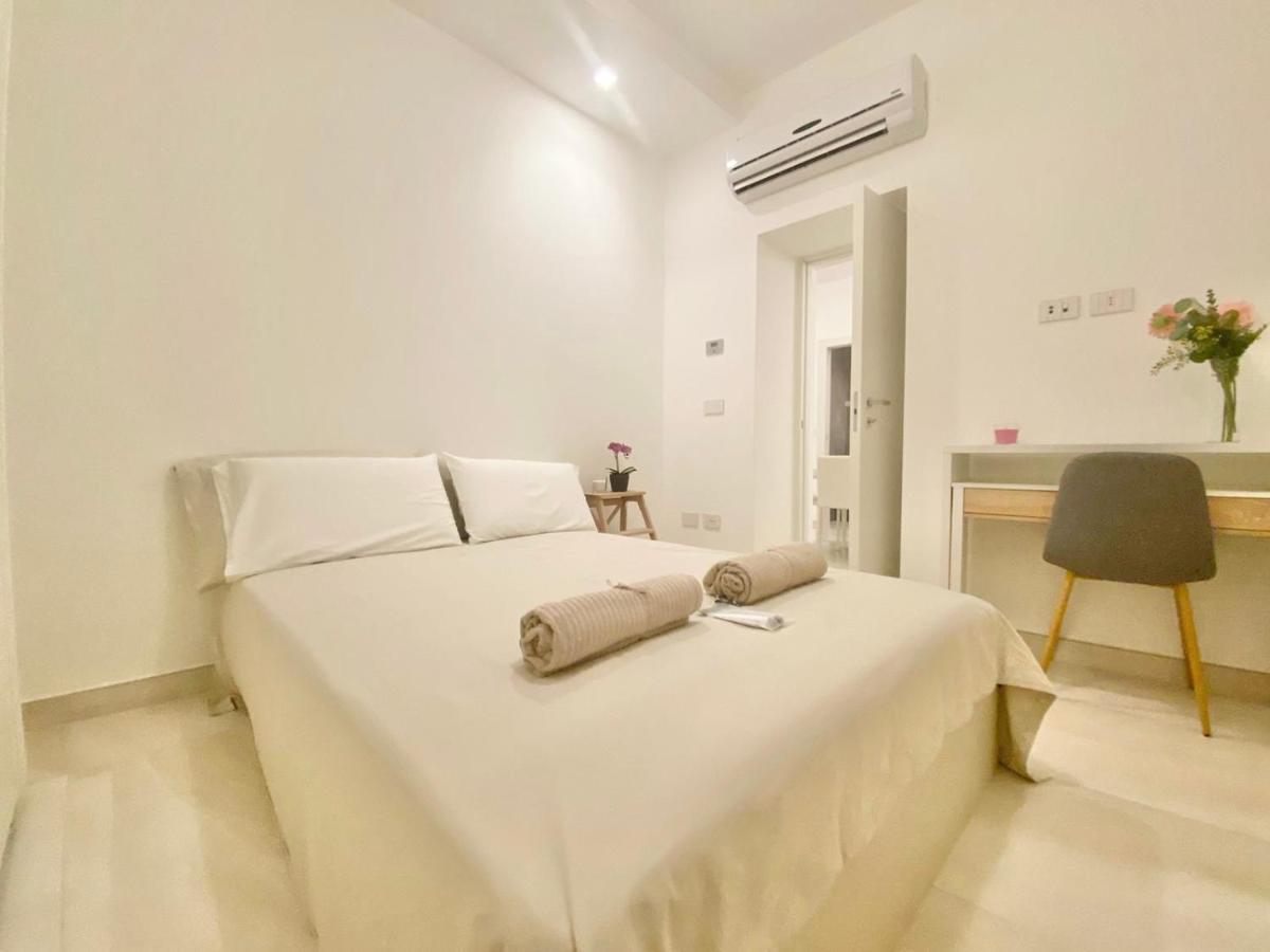 Elegance Duomo Apartment มิลาน ภายนอก รูปภาพ