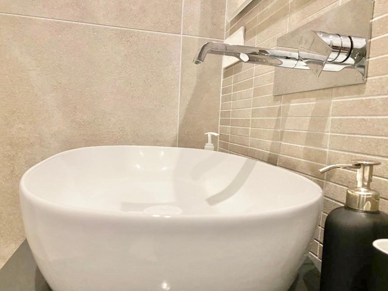 Elegance Duomo Apartment มิลาน ภายนอก รูปภาพ